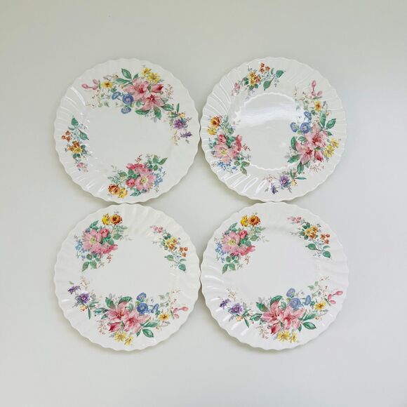 Royal Doulton Other - ROYAL DOULTON Arcadia Scalloped Edge Bone China Salad Plates, Set of 4